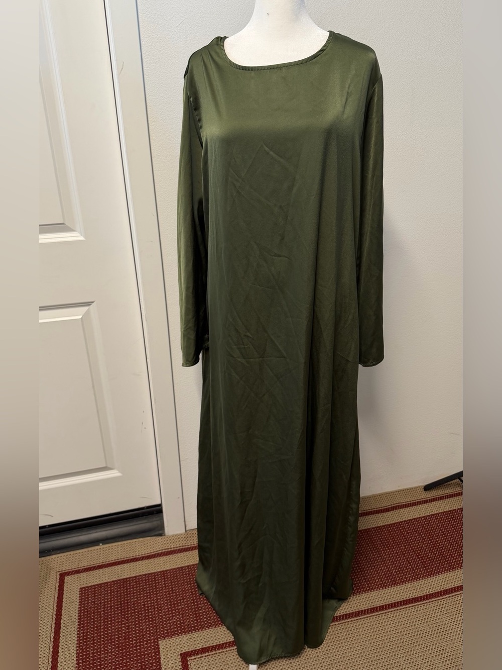 Olive Green Satin Modest Maxi Dress XL Long Sleeve Abaya Style Dress